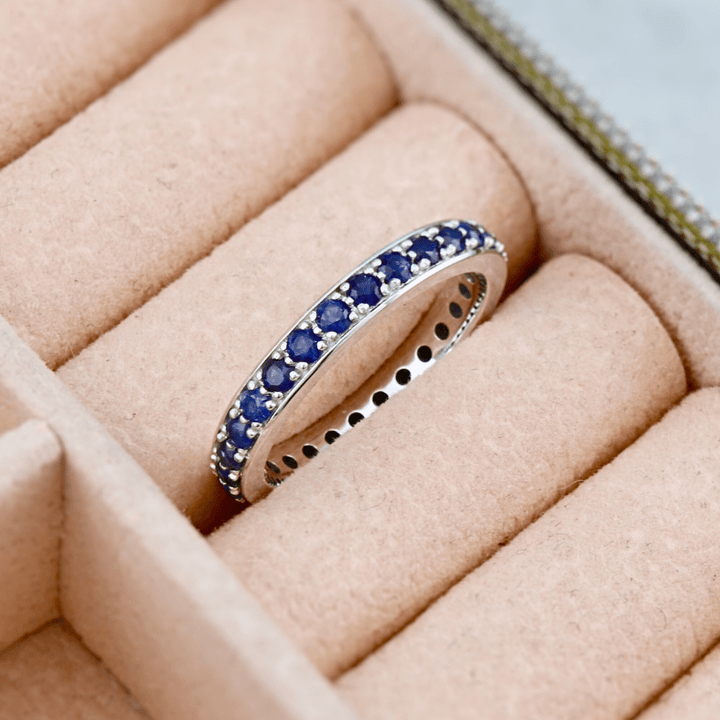 Mathieu Blanchard Bagues Bague Éternité en or 14K - 18K ou platine et saphirs