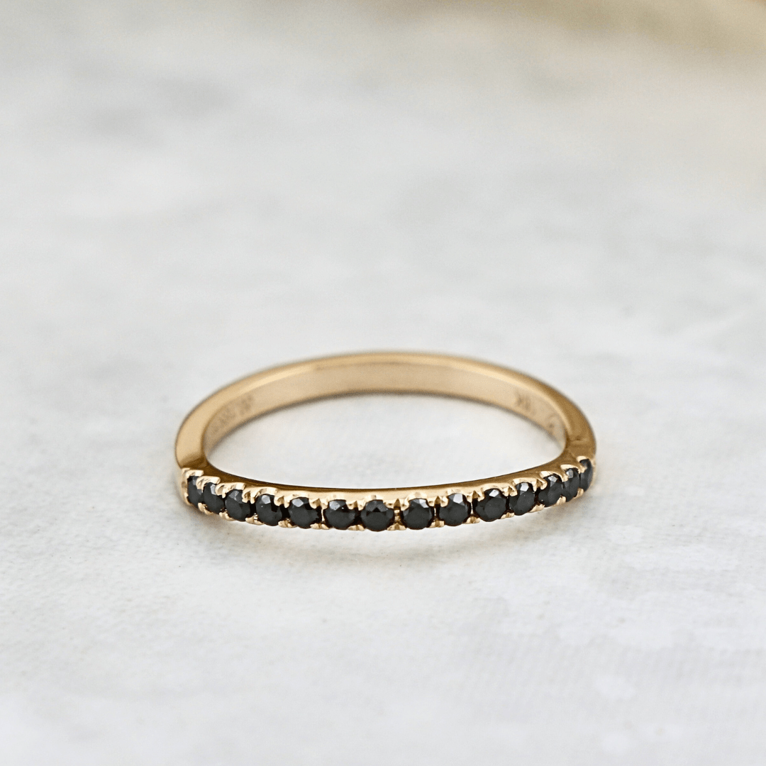 Mathieu Blanchard Bagues Bague Semi-éternité courbe en or 14K - 18K ou platine et diamants noirs