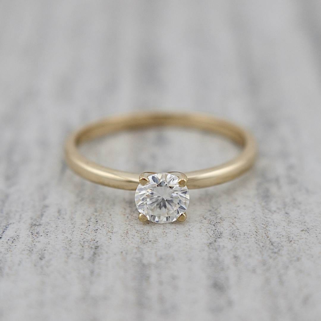 Mathieu Blanchard Bagues Bague solitaire Classique en or 10K et moissanite