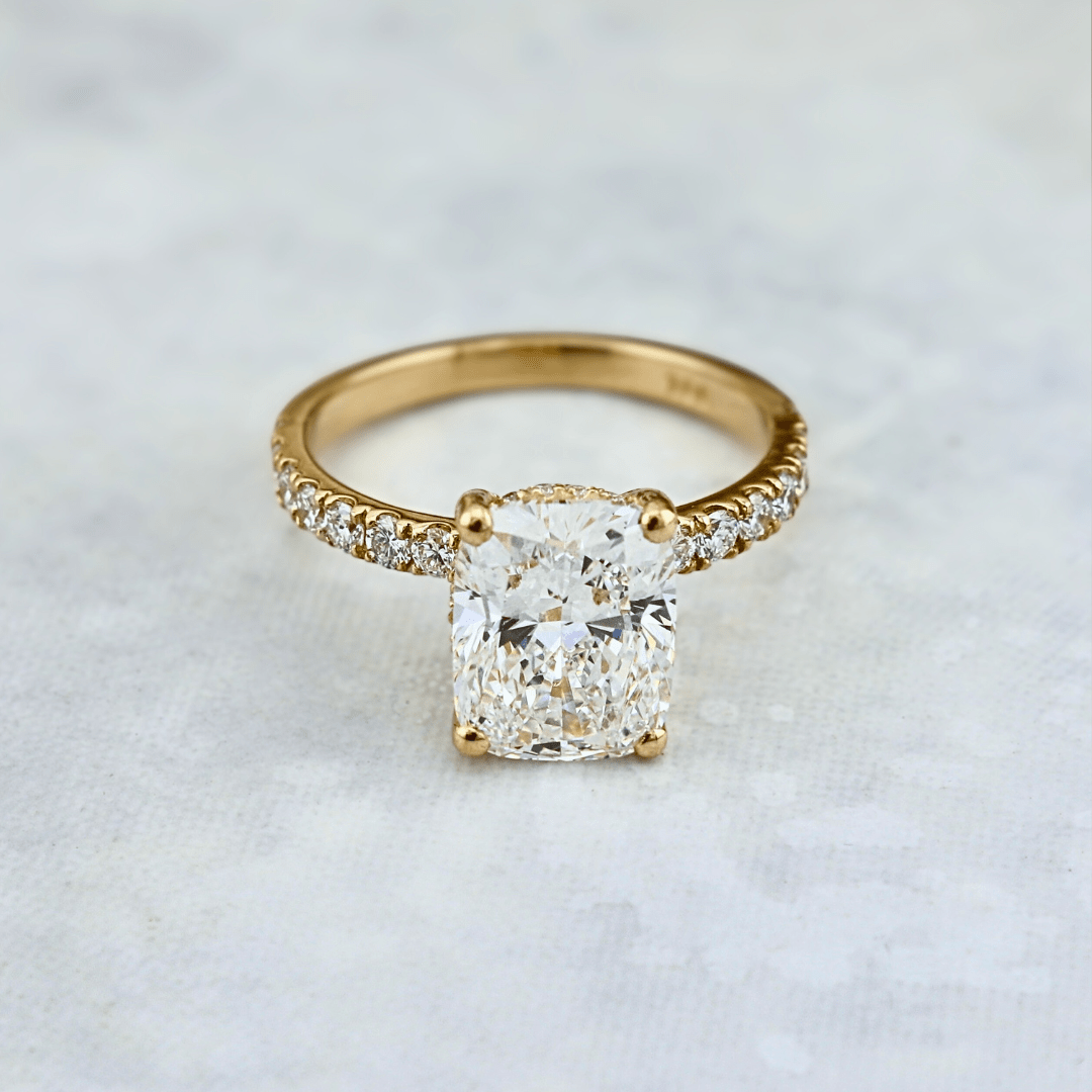 Mathieu Blanchard Bagues Bague solitaire Halo ct en or 14K - 18K ou platine et diamant cushion 2.5 ct