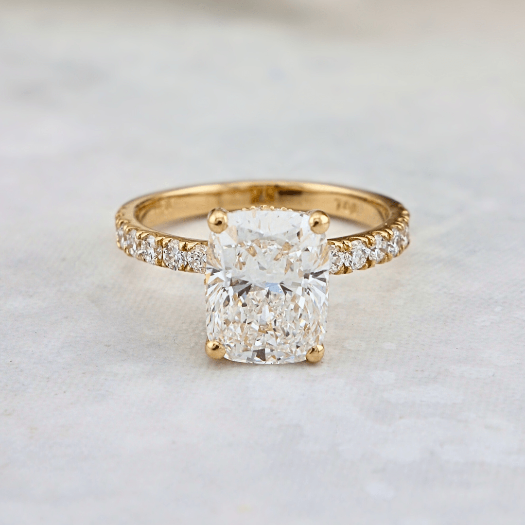 Mathieu Blanchard Bagues Bague solitaire Halo ct en or 14K - 18K ou platine et diamant cushion 2.5 ct