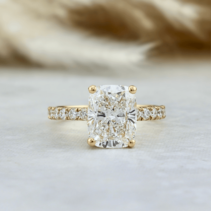 Mathieu Blanchard Bagues Bague solitaire Halo ct en or 14K - 18K ou platine et diamant cushion 2.5 ct