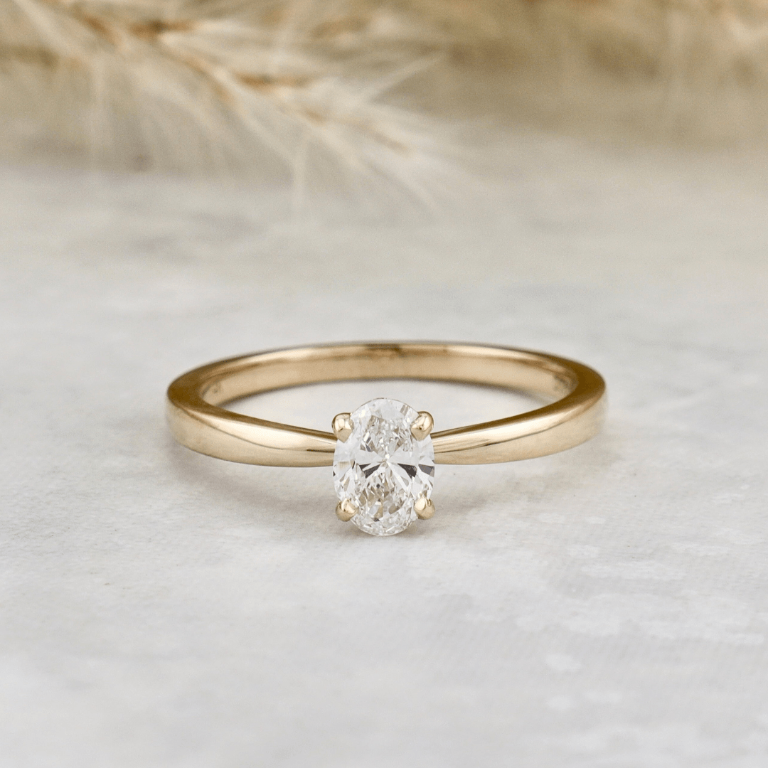 Solitaire Engagement Ring in 14K Gold and Lab-grown Oval