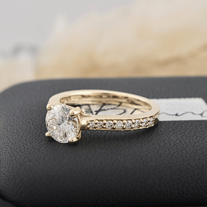 Mathieu Blanchard Bagues Bague solitaire Pavé en or 14K - 18K ou platine et diamant 1 ct