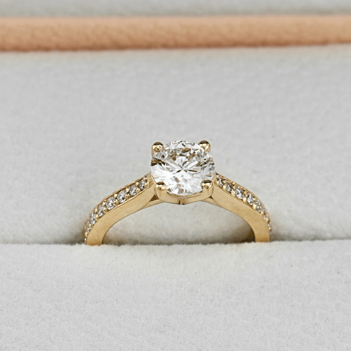 Mathieu Blanchard Bagues Bague solitaire Pavé en or 14K - 18K ou platine et diamant 1 ct