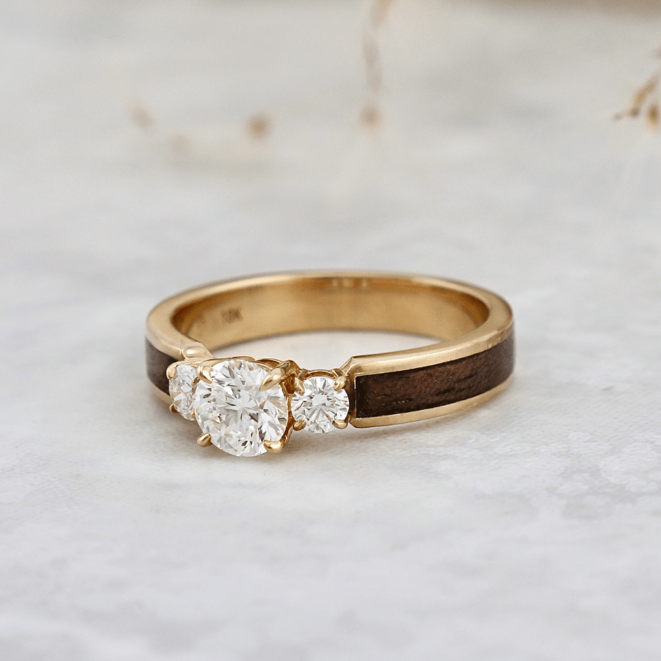 Mathieu Blanchard Bague Trinité en bois et diamants 0,80 CTW