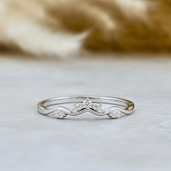 Mathieu Blanchard Bague Vague en or 10K et moissanites