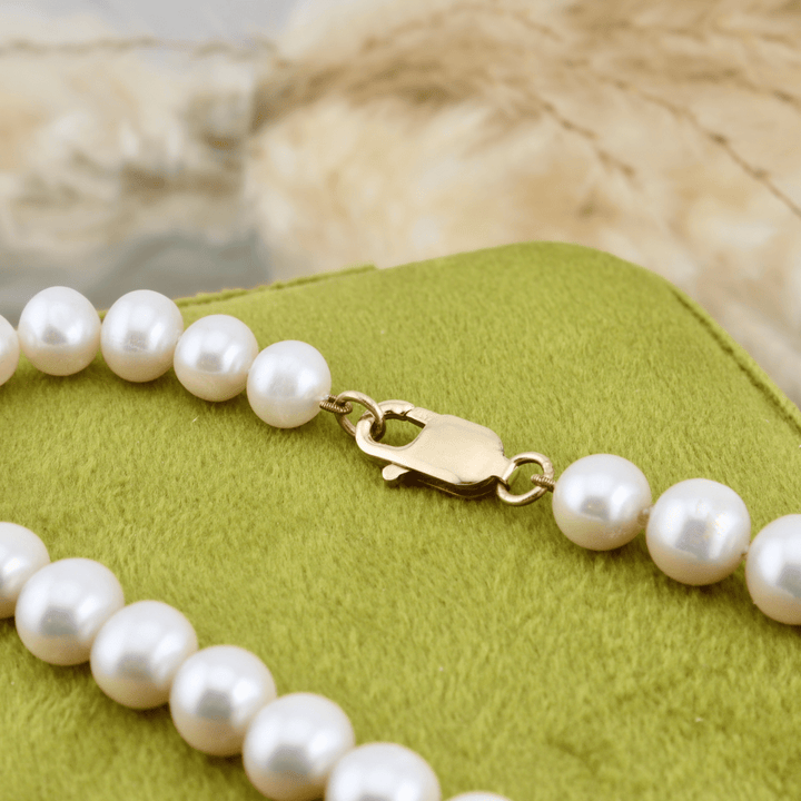 Mathieu Blanchard Collier de perles 8 mm et or 14K