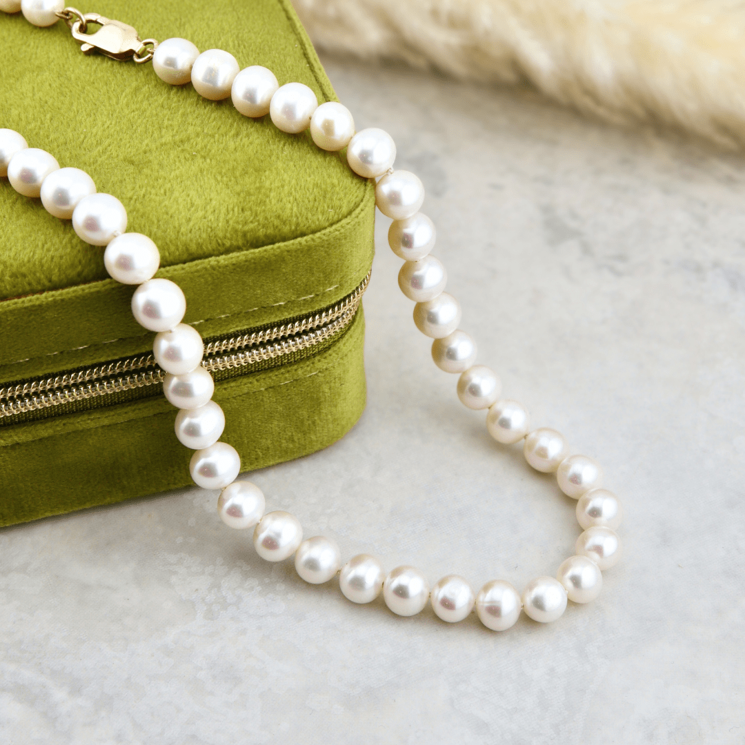 Mathieu Blanchard Collier de perles 8 mm et or 14K