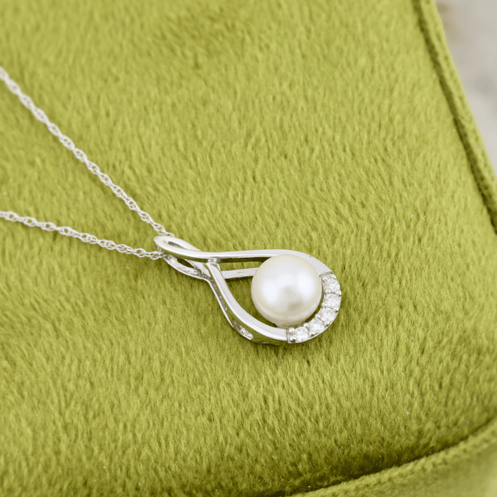 - Colliers Collier Orya en or 10K, perle et diamants