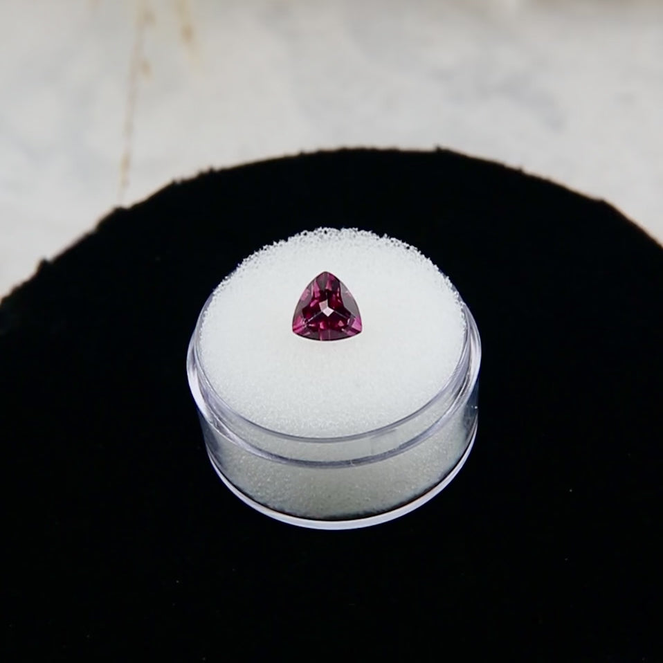 Topaze Naturel Rose Taille Trillion 7 mm