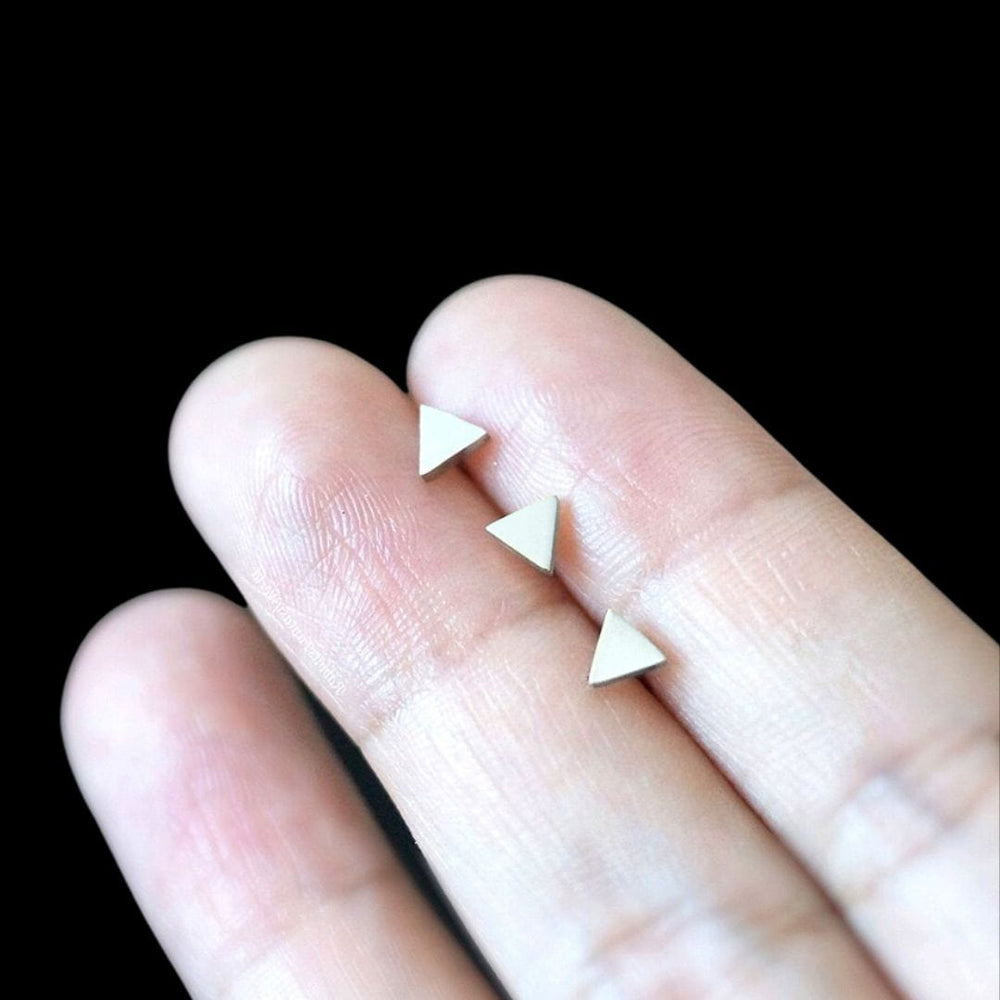 Mathieu Blanchard Boucles d'oreilles Boucles d'oreilles Triangles en acier