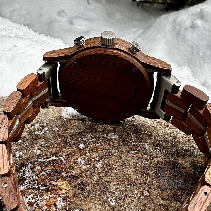 Mathieu Blanchard Montres Noyer Montre Arnold en bois de noyer