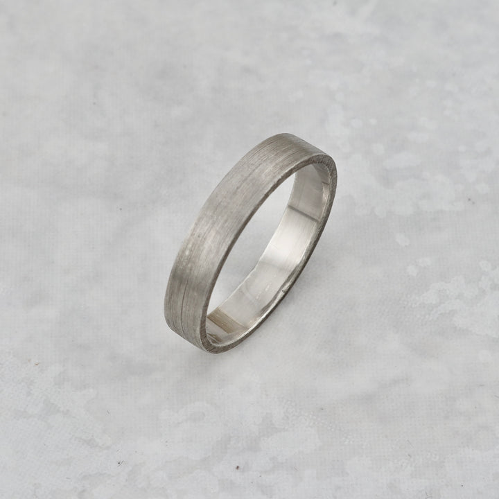 Bague jonc Le massif en argent sterling