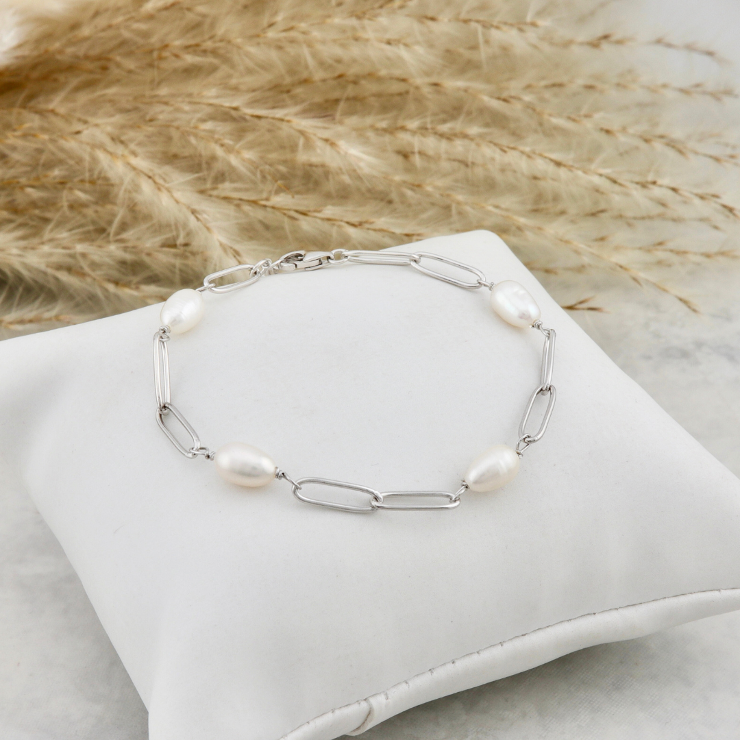 Paperclip in Pearls And Sterling Silver Bracelet