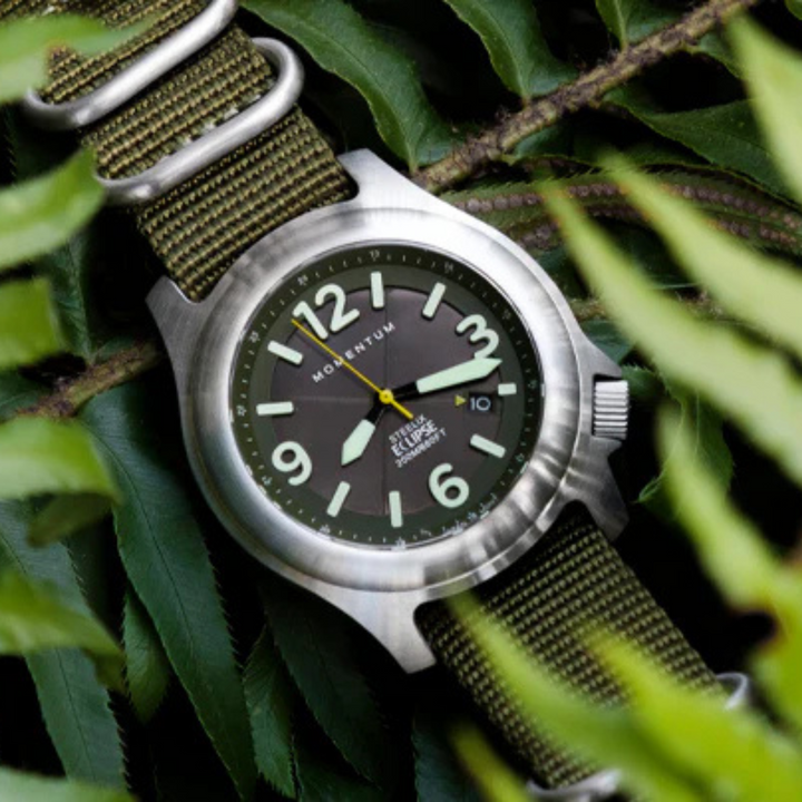 Montre à énergie solaire 44mm Steelix Eclipse vert