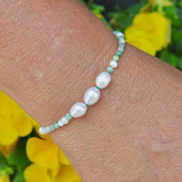 Pearls, Emeralds and Sterling Silver Bracelet