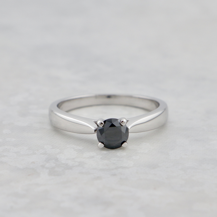 Classic Solitaire 14K-18K Gold and 0,5 ct Black Moissanite Ring 