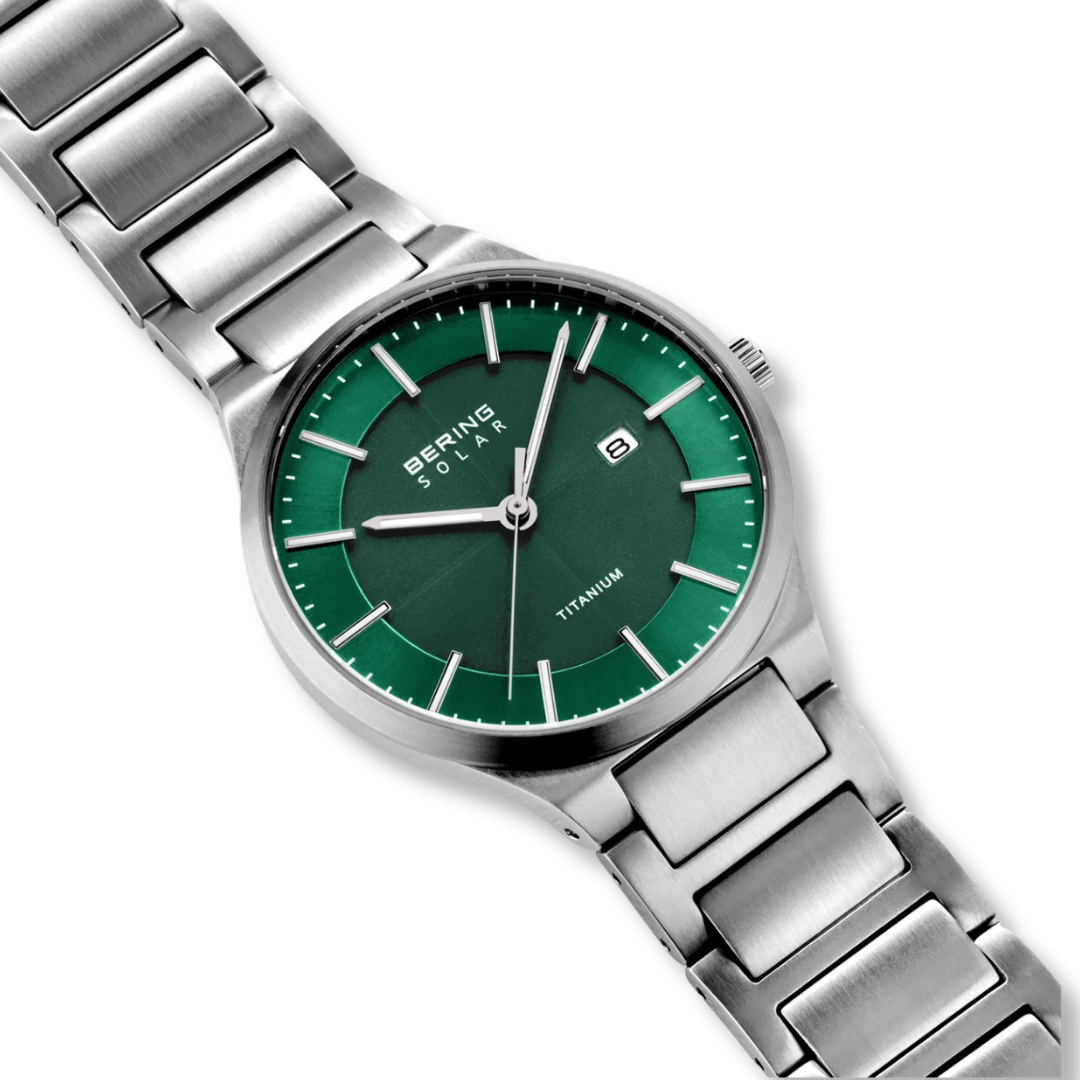 Montre à énergie solaire Bering 39mm 15239-778