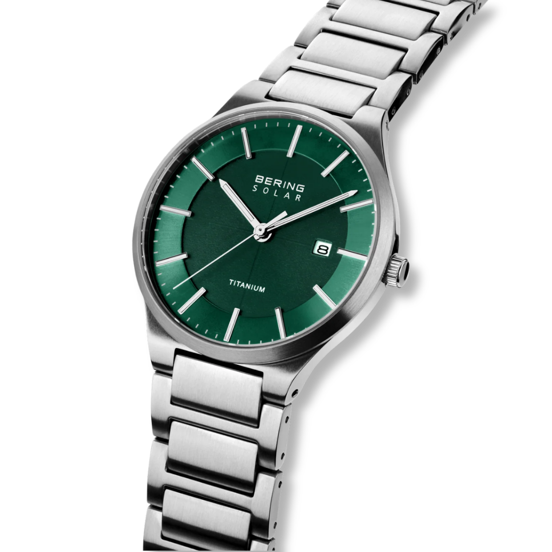 Montre à énergie solaire Bering 39mm 15239-778