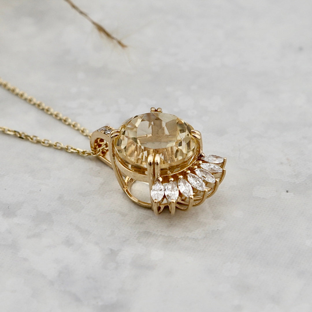 Rayons 14K Gold, Diamonds and Citrine Necklace