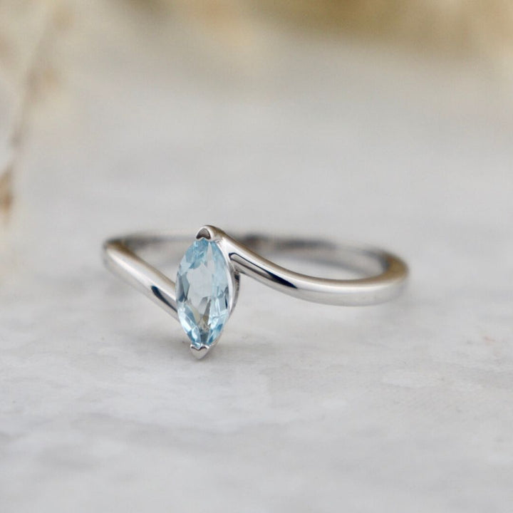 Bague Aqua en or 14K et topaze