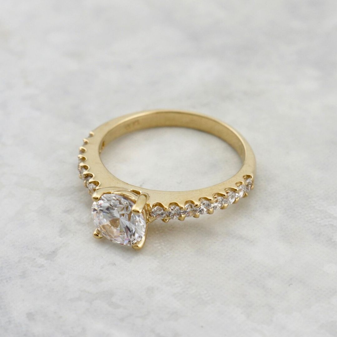 Solitaire 10K Gold Ring