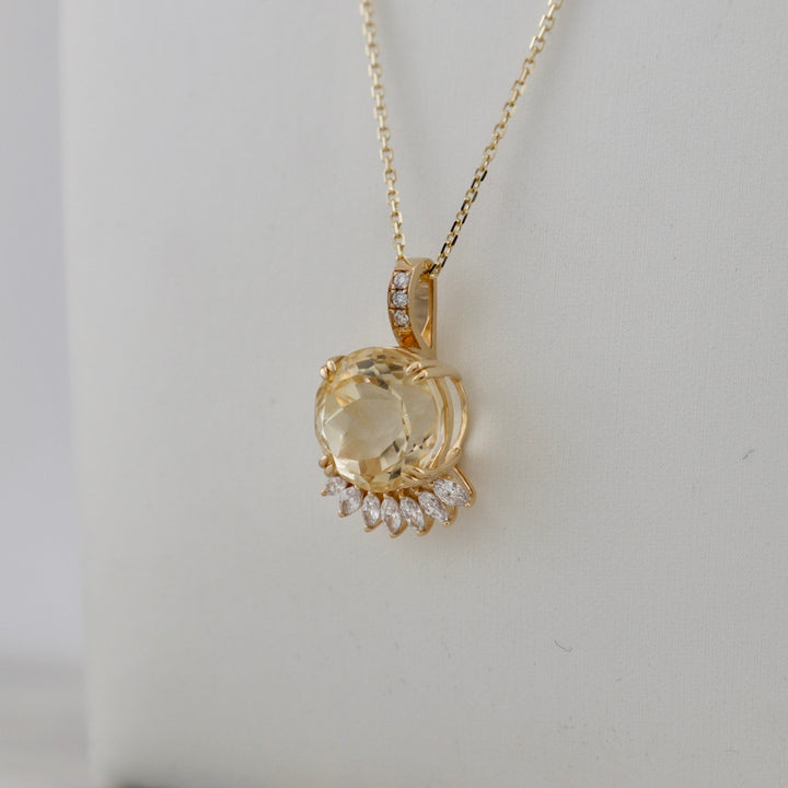 Rayons 14K Gold, Diamonds and Citrine Necklace