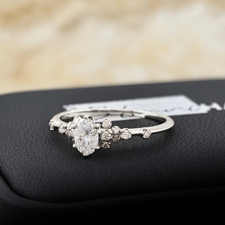 Bague Nuage Ovale Moissanites