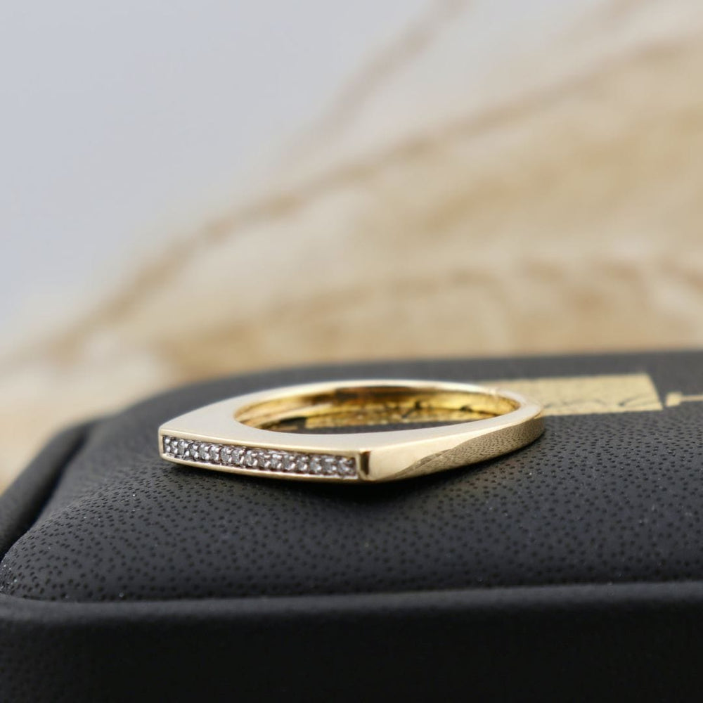 Bague Barre de Diamants Mathieu Blanchard Bagues Bague Barre de Diamants 0,05ctw | Mathieu Blanchard Joaillerie Mathieu Blanchard Joaillerie