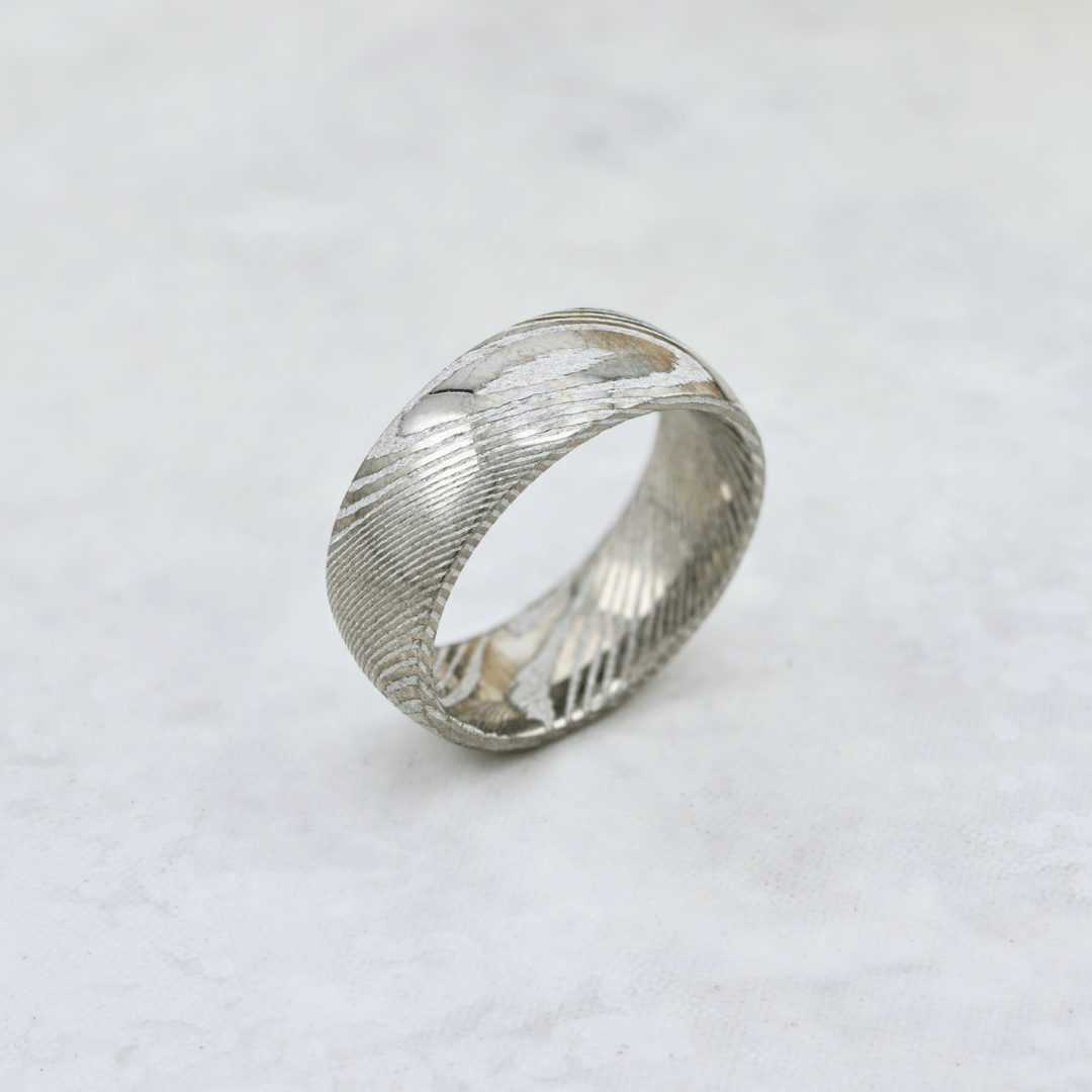 Bague Damas en tungstène Roadtripmadewood Bagues Bague Effet Damas en tungstène | Mathieu Blanchard® Mathieu Blanchard Joaillerie