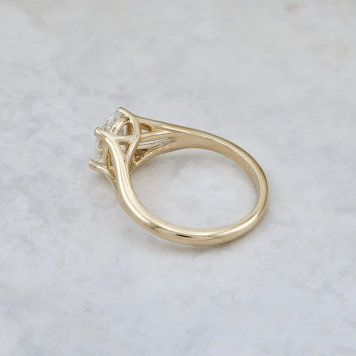 Bague Diamant ovale 1ct Mathieu Blanchard Bagues Bague de fiançailles sur mesure — Centrale 1ct | Mathieu Blanchard Mathieu Blanchard Joaillerie