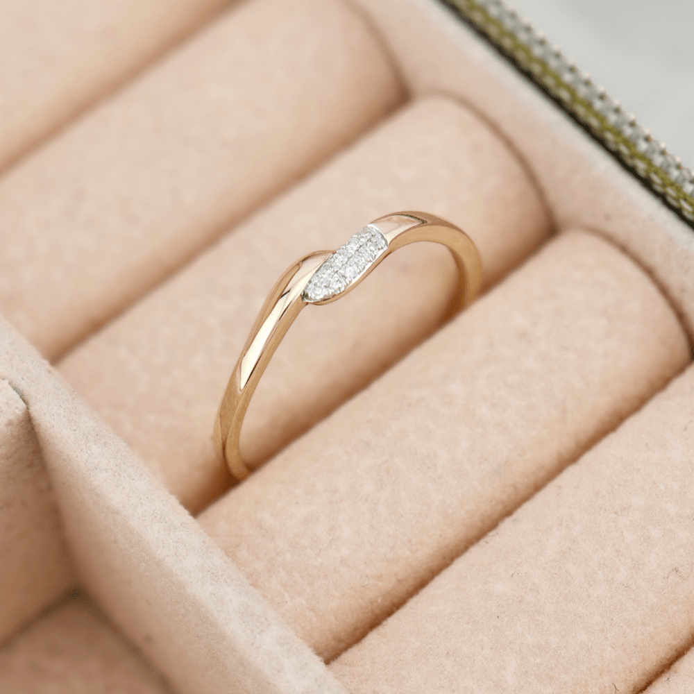 - Bagues Bague en or 10K et diamants