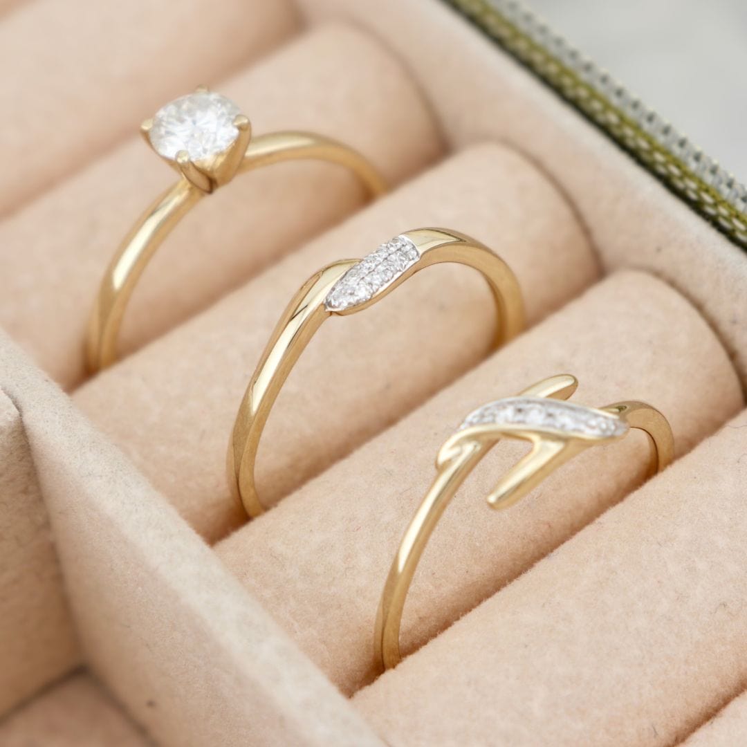 - Bagues Bague en or 10K et diamants