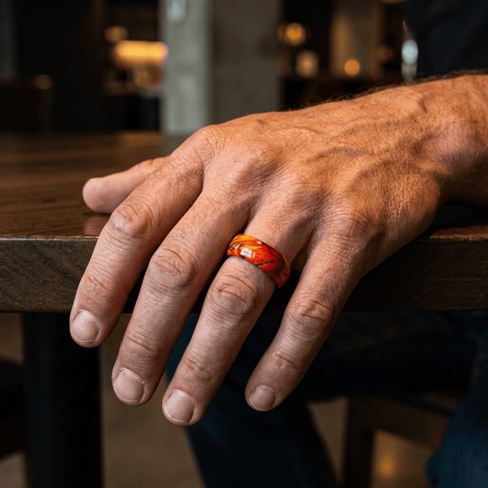 Roadtripmadewood Bagues Bague en tungstène et bois d'érable infusé multicolore