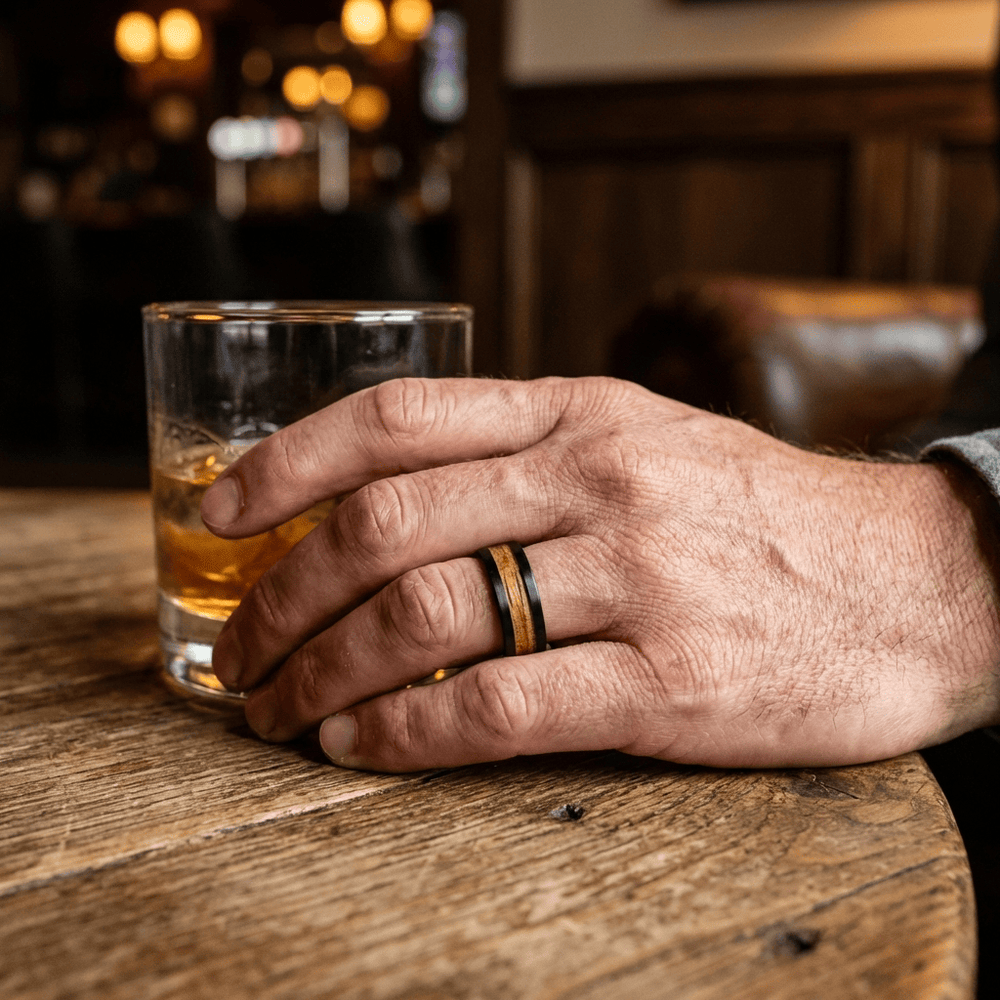 Roadtripmadewood Bagues Bague en tungstène et bois de whisky