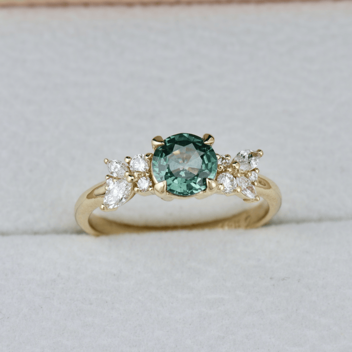 Bague Fancy Saphir Bleu Vert du Montana Mathieu Blanchard Bagues Bague Fancy Saphir Teal du Montana - Sur mesure | Mathieu Blanchard Mathieu Blanchard Joaillerie