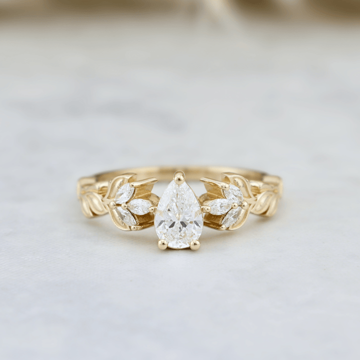 Bague Florale et diamants Mathieu Blanchard Bagues Bague de fiançailles Florale | Diamants | Mathieu Blanchard Joaillerie Mathieu Blanchard Joaillerie