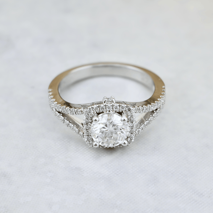 Mathieu Blanchard Bague Halo en argent sterling et moissanites