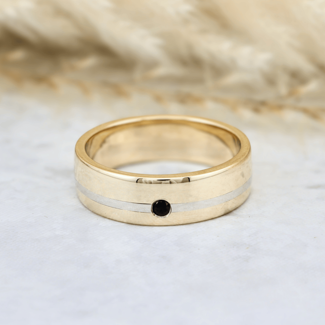 Bague Horizon et saphir Mathieu Blanchard Bagues Jonc de mariage 2 tons et saphir noir | Mathieu Blanchard Joaillerie Mathieu Blanchard Joaillerie