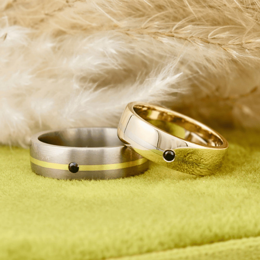 Bague Horizon et saphir Mathieu Blanchard Bagues Jonc de mariage 2 tons et saphir noir | Mathieu Blanchard Joaillerie Mathieu Blanchard Joaillerie