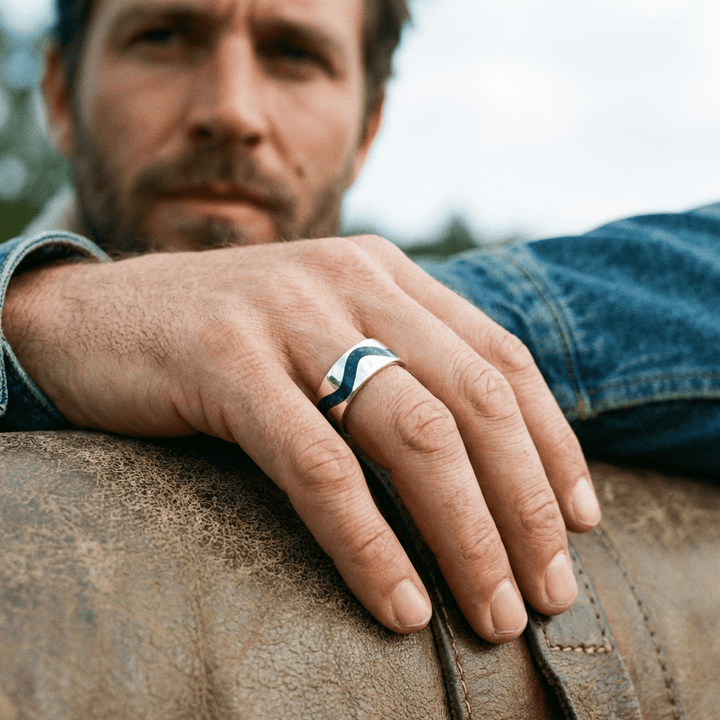 Bague jonc Vague Mathieu Blanchard Jonc Vague en Lapis Lazuli | Mathieu Blanchard Mathieu Blanchard Joaillerie