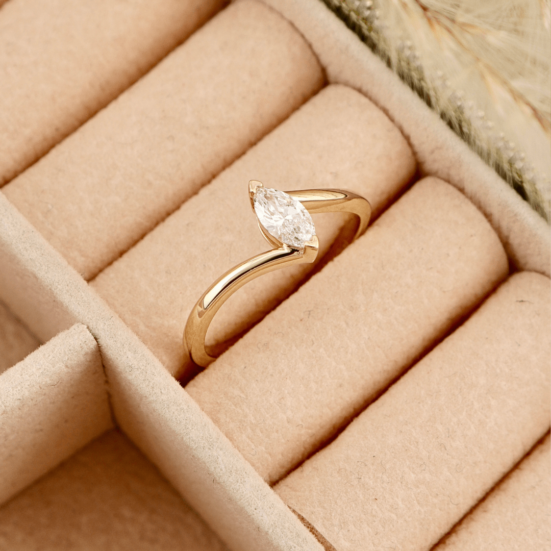 Bague Marquise et diamant 0,3 ct Mathieu Blanchard Bagues Bague Marquise en or 14K et diamant marquise 0,3ct | Mathieu Blanchard Mathieu Blanchard Joaillerie