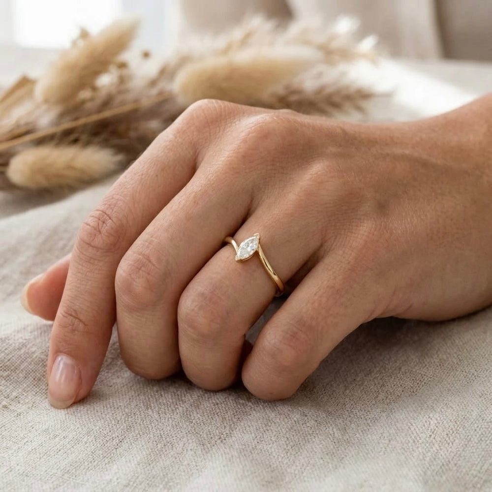 Bague Marquise et diamant 0,3 ct Mathieu Blanchard Bagues Bague Marquise en or 14K et diamant marquise 0,3ct | Mathieu Blanchard Mathieu Blanchard Joaillerie