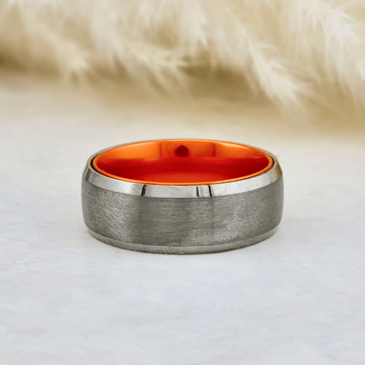 Bague Orange Électrique en tungstène Roadtripmadewood Bagues Bague Orange Électrique en tungstène | Mathieu Blanchard® Mathieu Blanchard Joaillerie