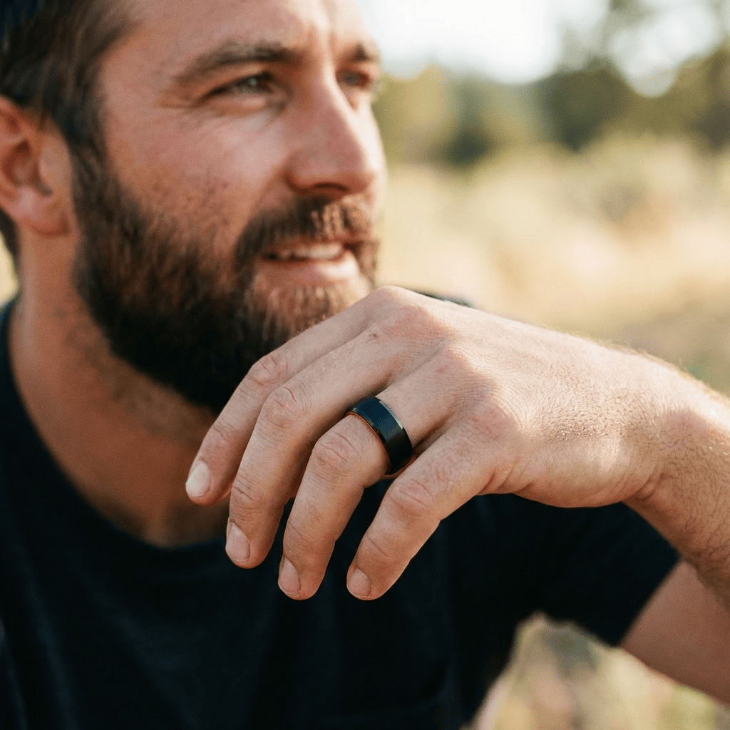 Bague Orange Électrique en tungstène Roadtripmadewood Bagues Bague Orange Électrique &amp; Noire en tungstène | Mathieu Blanchard® Mathieu Blanchard Joaillerie