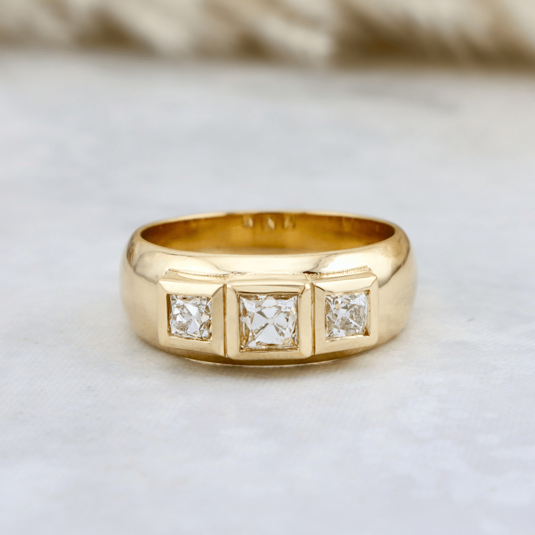 Bague Princesse et diamants Mathieu Blanchard Bagues Bague sur mesure - Diamants Princesse en or 18K | Mathieu Blanchard Mathieu Blanchard Joaillerie