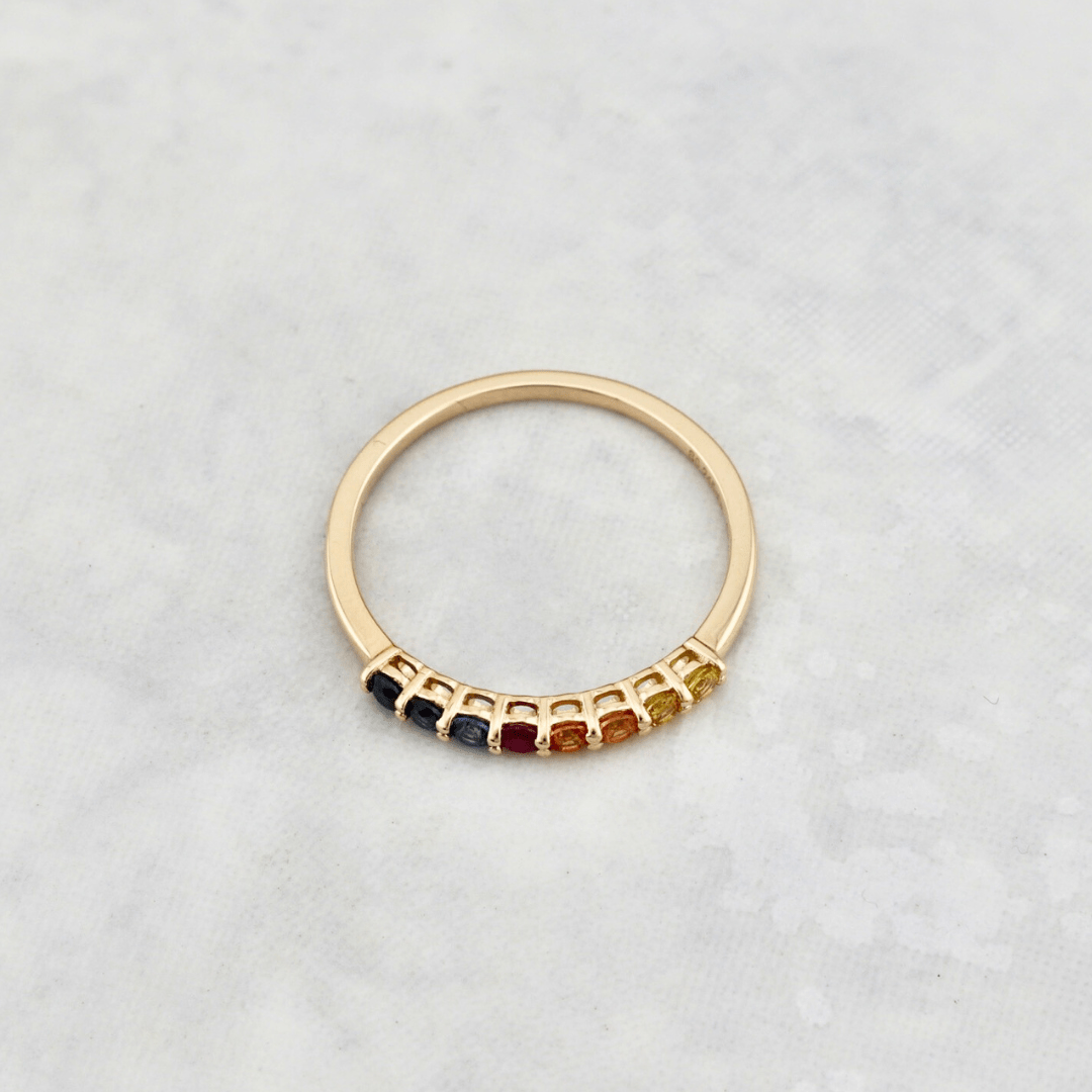 Bague semi-éternité Saphirs et Rubis Mathieu Blanchard Bagues Semi-éternité à arc-en-ciel saphirs et rubis  en or 14K | Mathieu Blanchard Mathieu Blanchard Joaillerie