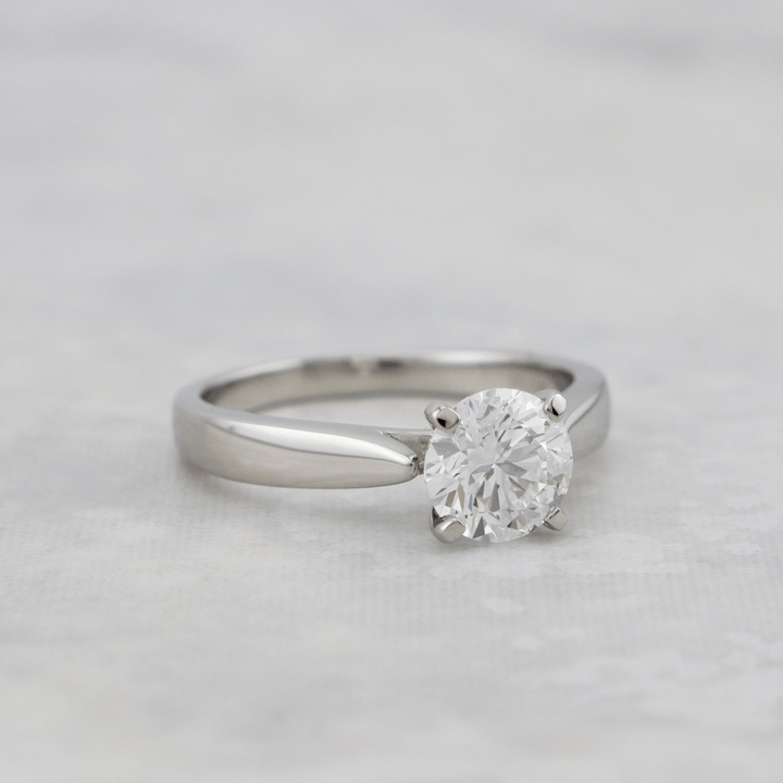Mathieu Blanchard Bagues Bague solitaire Classique en platine et diamant 1,05 ct