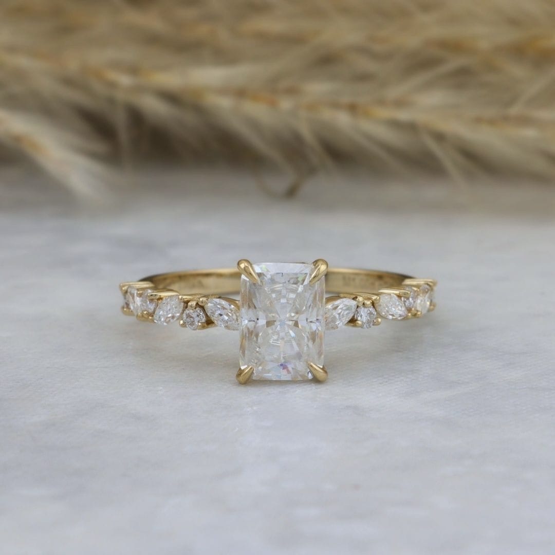 Mathieu Blanchard Bagues Bague solitaire - Diamant Radiant & Marquise